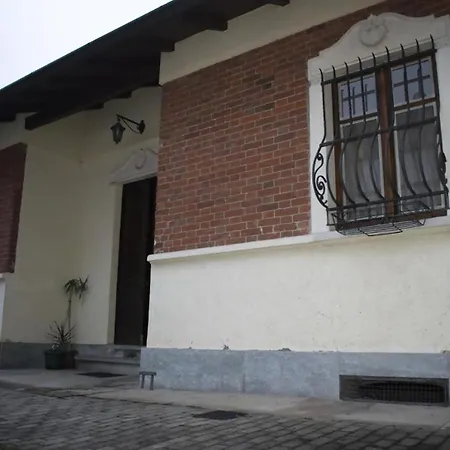 Villa Mimosa House *