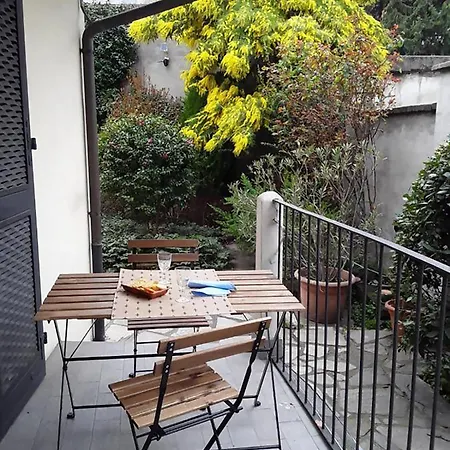 Villa Mimosa House *